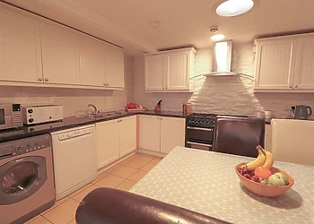 Kingfisher Cottage 6 Bedroom 