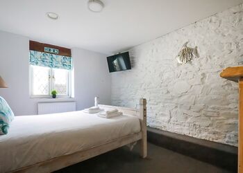 Imagery not representative of all grades 