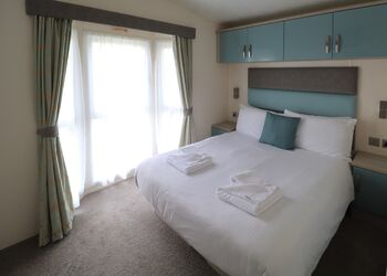 Imagery not representative of all grades 