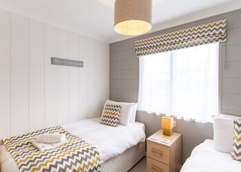 Tregoad Lodge 2 Pet - Tregoad Holiday Park, Looe