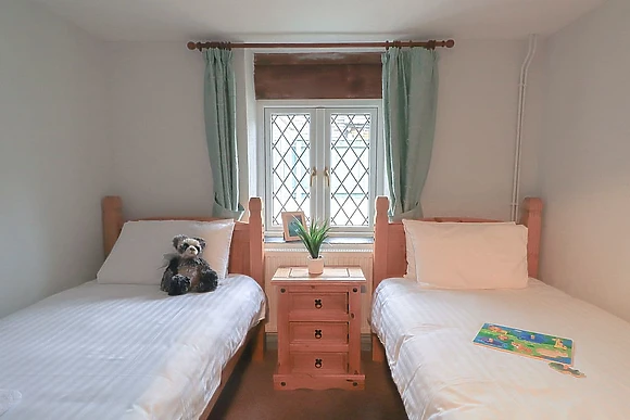 Kingfisher Cottage 6 Bedroom 