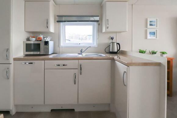 Superior 3 Bedroom (Pet) - Tregoad Holiday Park, Looe