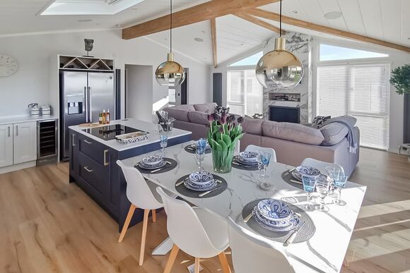 Luxury Lodge 2 Bedroom Dog Friendly - Tregoad Holiday Park, Looe