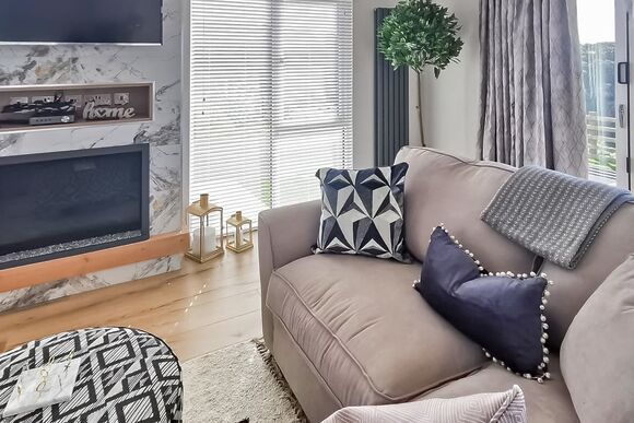 Luxury Lodge 2 Bedroom Dog Friendly - Tregoad Holiday Park, Looe