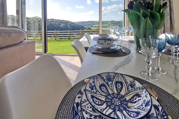 Luxury Lodge 2 Bedroom Dog Friendly - Tregoad Holiday Park, Looe