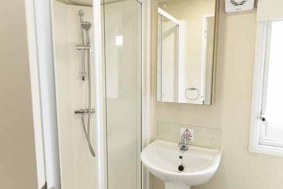 Gold  3 Caravan (Pet Friendly) - Trevella Holiday Park, Crantock, Newquay