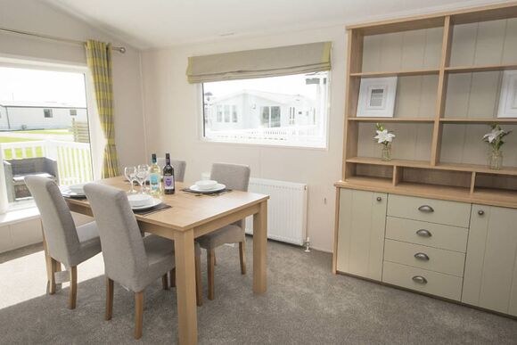 Platinum Lodge 2 - Trevella Holiday Park, Crantock, Newquay