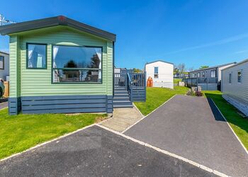 Hideaway Signature Hot Tub - Trelay Hideaway Holiday Park, Pelynt, near Looe and Polperro