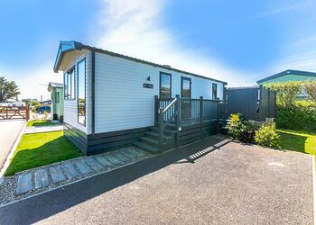 Hideaway Signature Pet Friendly Hot Tub - Trelay Hideaway Holiday Park, Pelynt, near Looe and Polperro