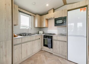 Hideaway Signature Pet Friendly Hot Tub - Trelay Hideaway Holiday Park, Pelynt, near Looe and Polperro