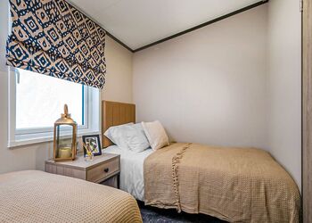 Hideaway Premier Luxury Hot Tub Fountain View - Trelay Hideaway Holiday Park, Pelynt, near Looe and Polperro