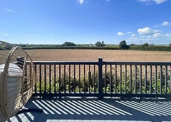 Hideaway Premier Luxury Pet Friendly Open Countryside View - Trelay Hideaway Holiday Park, Pelynt, near Looe and Polperro