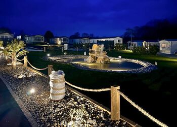 Hideaway Luxury 3 Bed Hot Tub – Fountain View - Trelay Hideaway Holiday Park, Pelynt, near Looe and Polperro