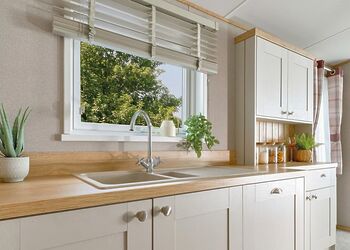 Hideaway Luxe Escape – Alfresco Grill & Chill - Trelay Hideaway Holiday Park, Pelynt, near Looe and Polperro