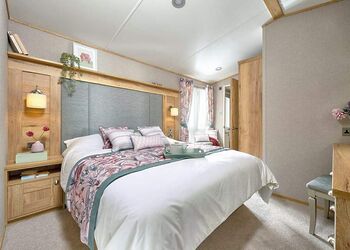 Hideaway Luxe Escape – Alfresco Grill & Chill - Trelay Hideaway Holiday Park, Pelynt, near Looe and Polperro