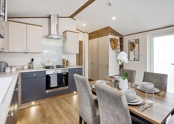 Hideaway Luxury XL 3 Bed Hot Tub - Trelay Hideaway Holiday Park, Pelynt, near Looe and Polperro