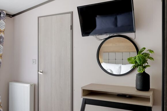 Hideaway Premier Luxury Fountain View Hot Tub  - Trelay Hideaway Holiday Park, Pelynt, near Looe and Polperro