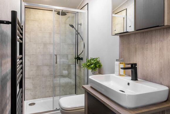 Hideaway Premier Luxury Fountain View Hot Tub  - Trelay Hideaway Holiday Park, Pelynt, near Looe and Polperro