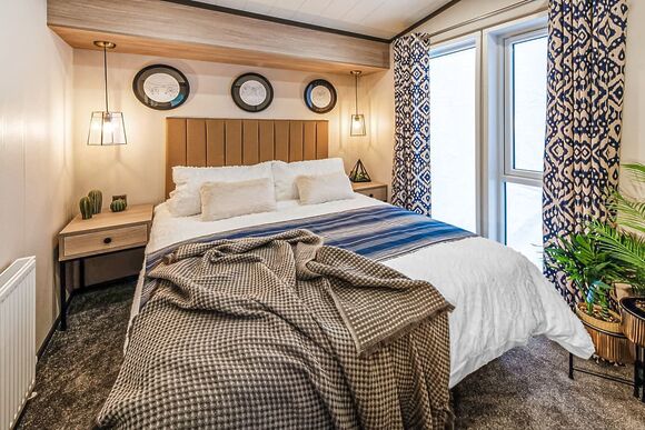 Hideaway Premier Luxury Hot Tub Fountain View - Trelay Hideaway Holiday Park, Pelynt, near Looe and Polperro