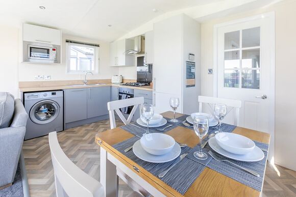 Hideaway Premier Luxury HT Pet Countryside Views - Trelay Hideaway Holiday Park, Pelynt, near Looe and Polperro