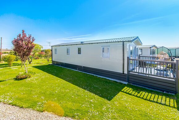 Hideaway Retreat 3 bed with Decking (Pet) - Trelay Hideaway Holiday Park, Pelynt, near Looe and Polperro