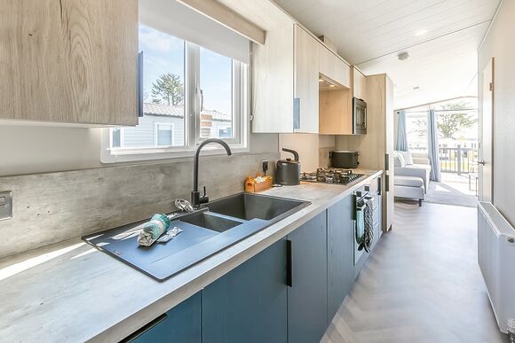 Hideaway Luxury 3 Bed Hot Tub &ndash; Fountain View - Trelay Hideaway Holiday Park, Pelynt, near Looe and Polperro