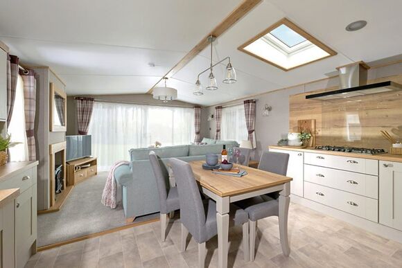 Hideaway Luxe Escape – Alfresco Grill & Chill - Trelay Hideaway Holiday Park, Pelynt, near Looe and Polperro