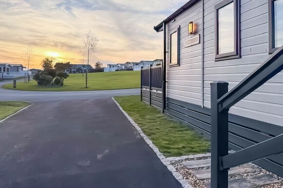 Hideaway Premier Luxury 2 bed (slps 4) - Trelay Hideaway Holiday Park, Pelynt, near Looe and Polperro