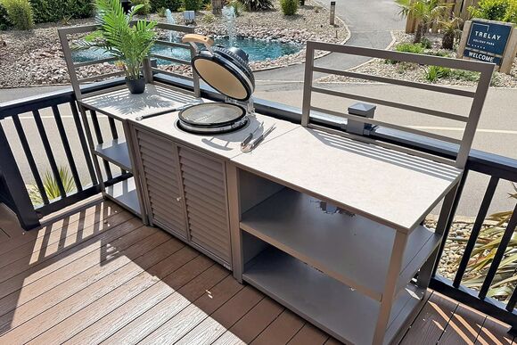 The Nook &ndash; Boutique Luxury BBQ & Hot Tub - Trelay Hideaway Holiday Park, Pelynt, near Looe and Polperro