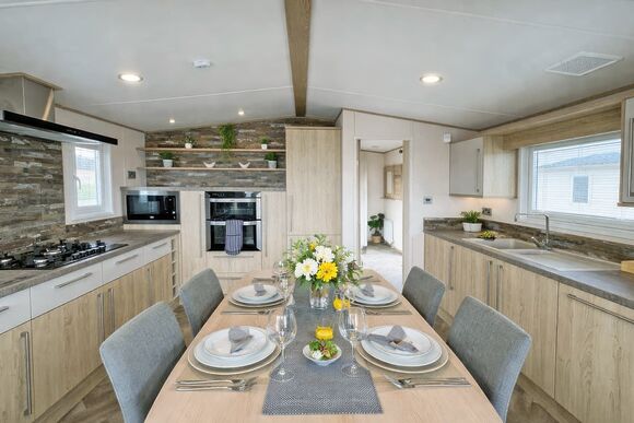 Hideaway Retreat XL &ndash; Countryside Views, Decking - Trelay Hideaway Holiday Park, Pelynt, near Looe and Polperro