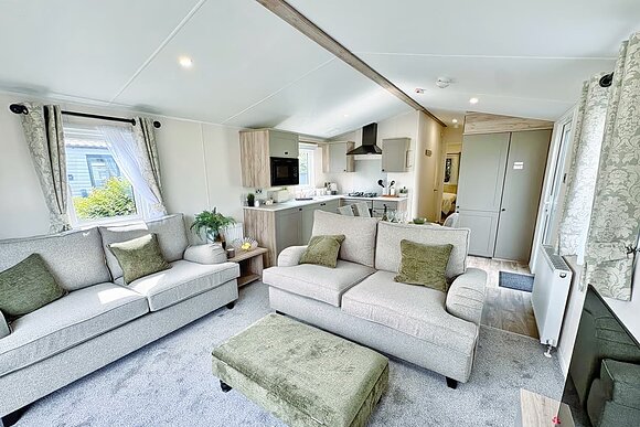 Hideaway Signature Plus &ndash; Hot Tub - Trelay Hideaway Holiday Park, Pelynt, near Looe and Polperro