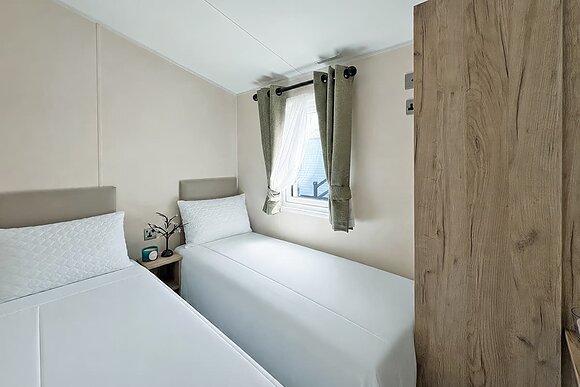 Hideaway Signature Plus &ndash; Hot Tub - Trelay Hideaway Holiday Park, Pelynt, near Looe and Polperro