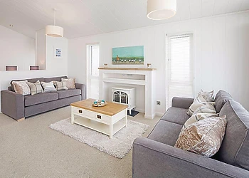 Typical Ash Lodge (Pet)
