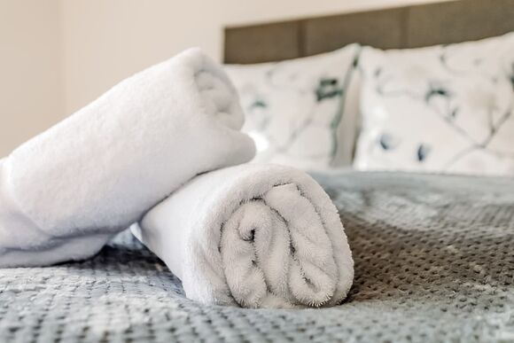 Woodpecker - Romansleigh Retreat, South Molton, nr Barnstaple