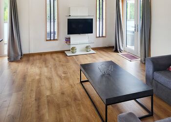 Signature Spa Pet 4 - Cherry Bird Country Park, Newbury