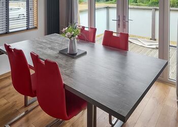 Signature Spa Pet 4 - Cherry Bird Country Park, Newbury