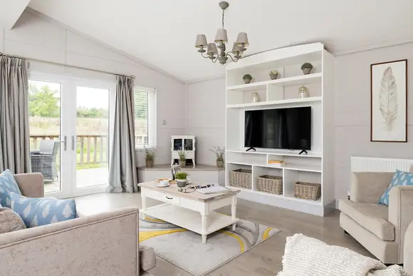 Cherry Bird Lodge Escape, Newbury