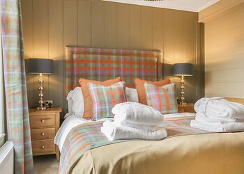 Hunters Lodge - Thirlestane Woodland Lodges, Lauder