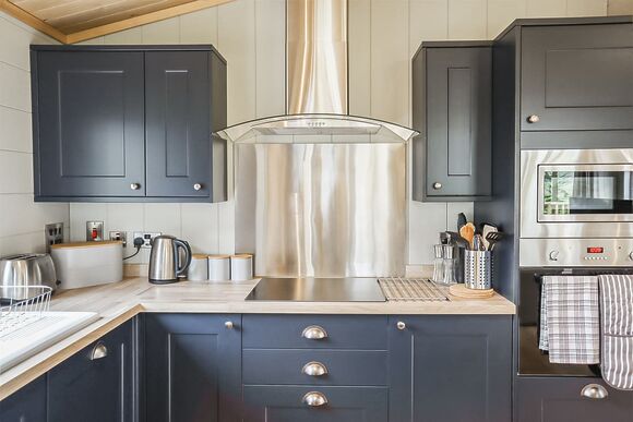 Eagles Lodge - Thirlestane Woodland Lodges, Lauder