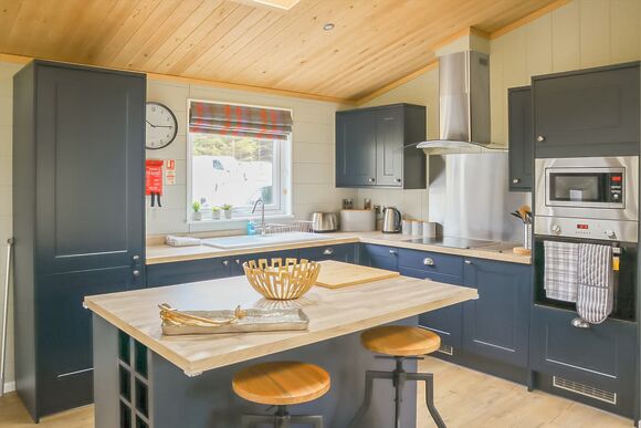 Hunters Lodge - Thirlestane Woodland Lodges, Lauder