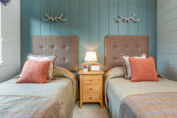 Heron Lodge - Thirlestane Woodland Lodges, Lauder