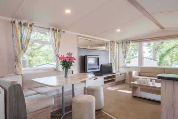 Silver Caravan with parking, Silver Caravan with parking P - Tummel Valley, Pitlochry, Perthshire