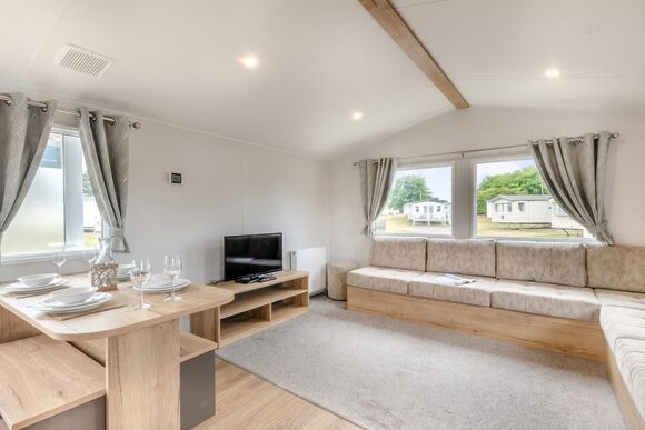 Silver 3 Caravan with parking & decking - Tummel Valley, Pitlochry, Perthshire