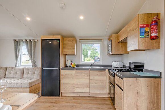 Silver 3, Slps 8, parking, decking P, Silver 3 Caravan with parking & decking - Tummel Valley, Pitlochry, Perthshire