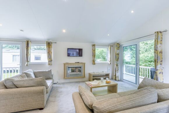 Prestige Lodge with parking, ensuite & decking - Tummel Valley, Pitlochry, Perthshire