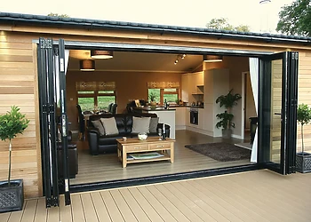 Lakeside Escape (Pet Friendly) A