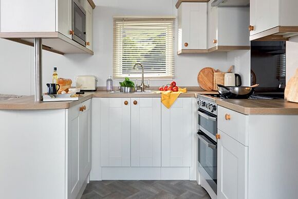 Bronze 2 Bedroom Caravan, Sleeps 3. With parking - Vauxhall Holiday Park, Great Yarmouth