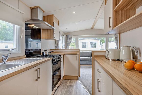 Bronze 2 Bedroom Caravan, Sleeps 6. With parking - Vauxhall Holiday Park, Great Yarmouth