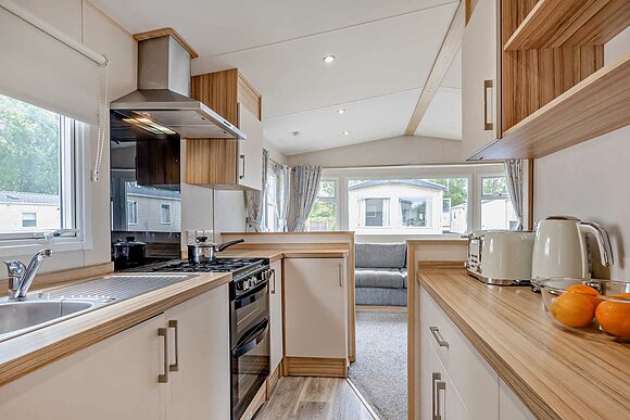 Bronze 2 Bedroom Caravan, Sleeps 6. With parking  P, Bronze 2 Bedroom Caravan, Sleeps 6. With parking - Vauxhall Holiday Park, Great Yarmouth