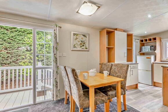 Bronze 3 Bedroom Caravan, Sleeps 5. With parking - Vauxhall Holiday Park, Great Yarmouth